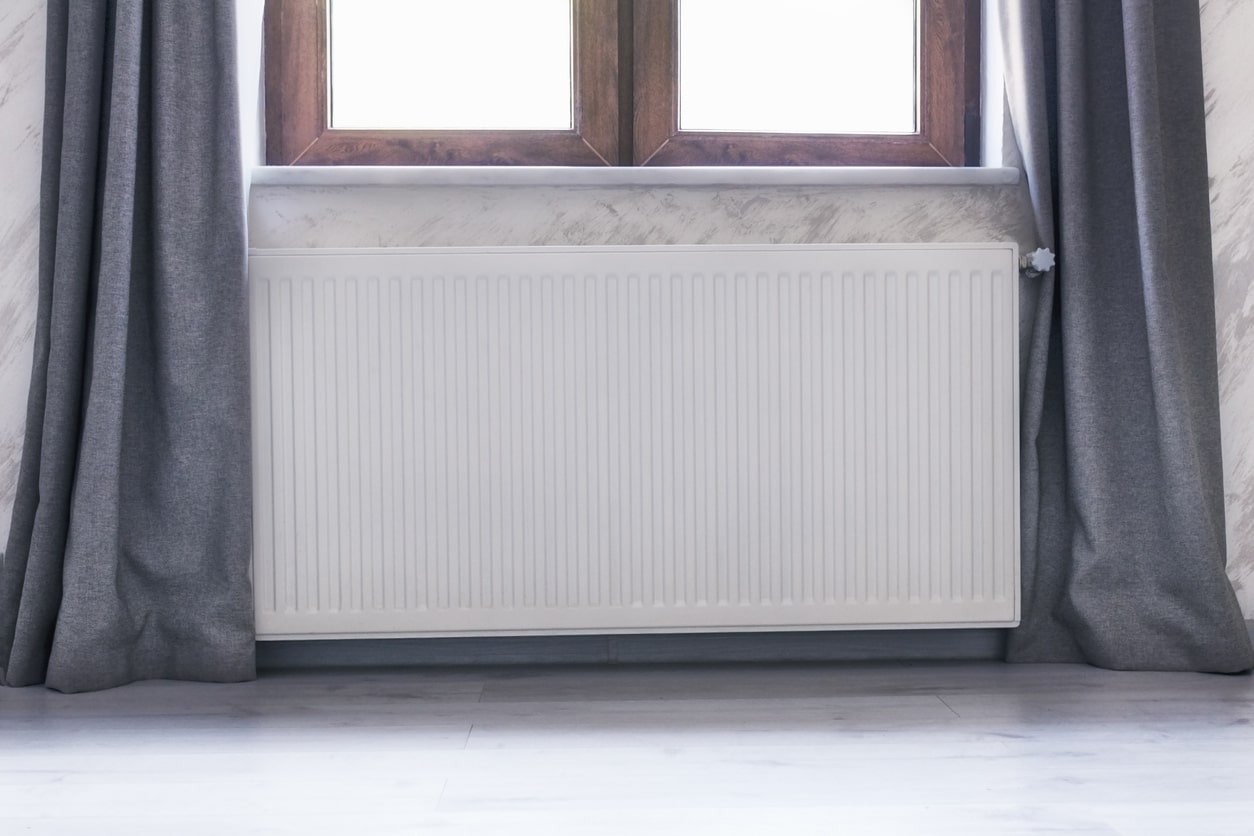 Peut-on mettre des rideaux devant un radiateur ? Le vrai du faux
